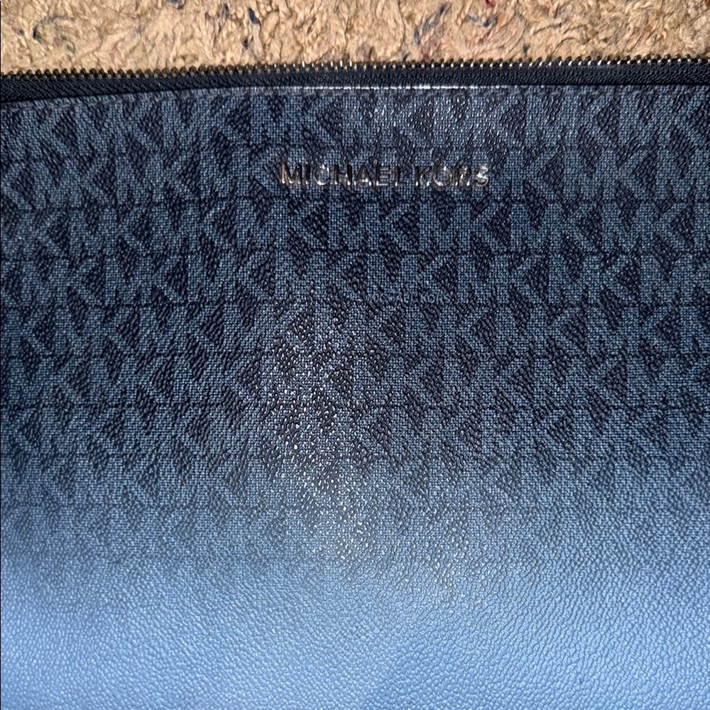 Michael Kors Blue Wristlet - Picture 4 of 6